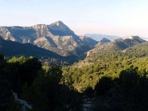 Les Rutes del Centre: L’Alt de Guisop, des de Catí – FdC 25 – 18.10.15 3 3 Alt Guisop Cati