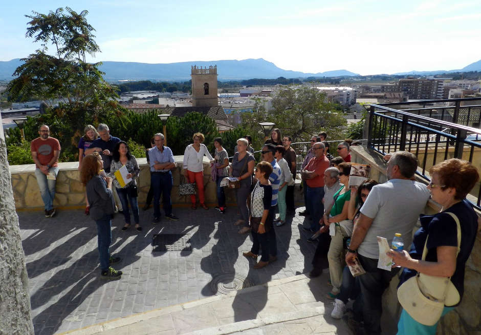 Un matí de diumenge fent la Ruta Literària per Castalla – 2.10.16 1